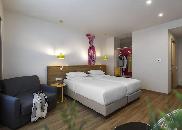 Hotel Ibis Styles Athens Routes